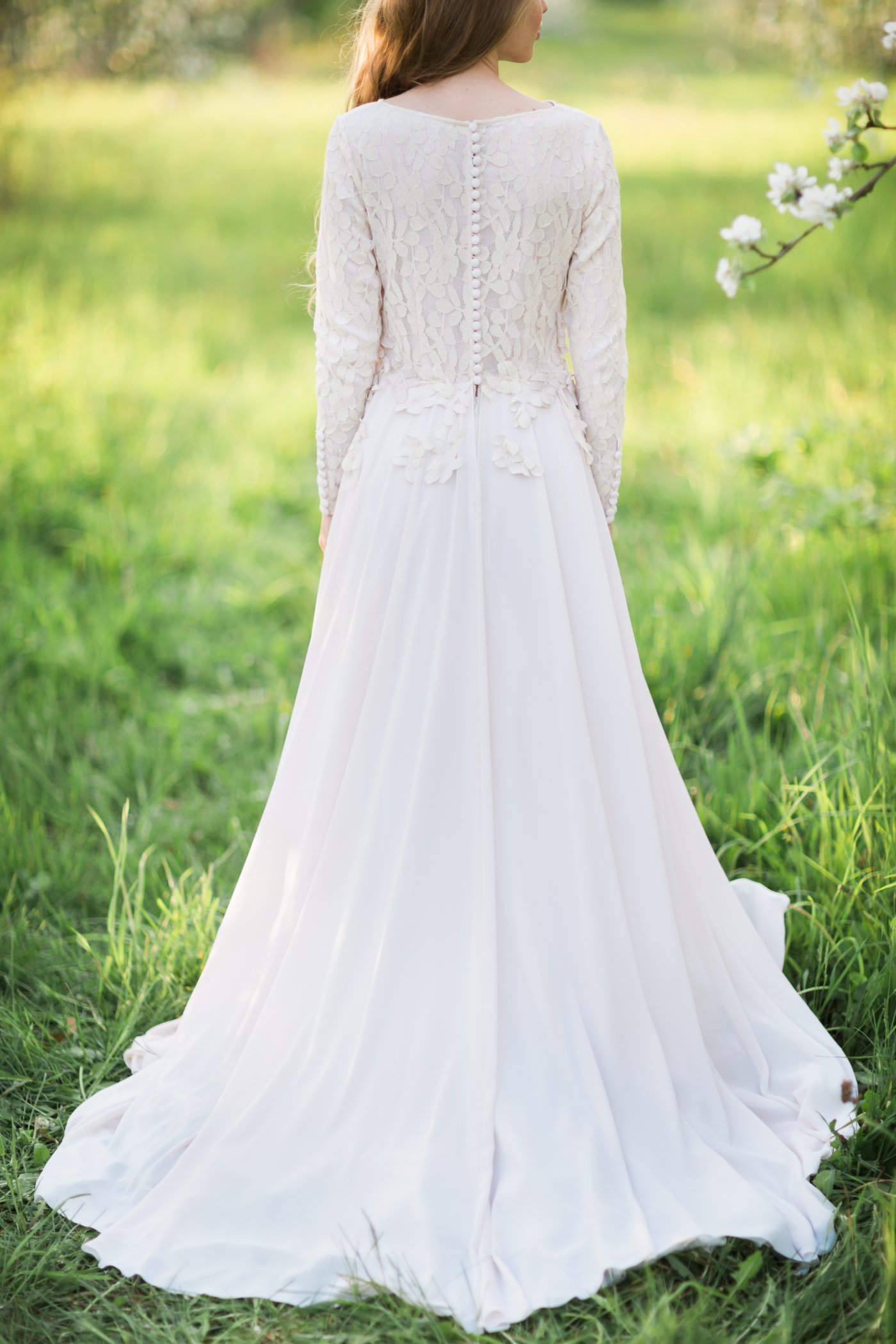 High-neck wedding dress with long sleeve and lace appliques floating ...