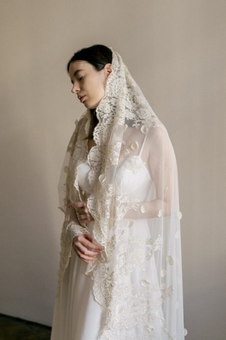 Beige scalloped edge wedding dress